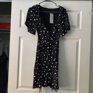 Star Wrap Dress ✨NWT